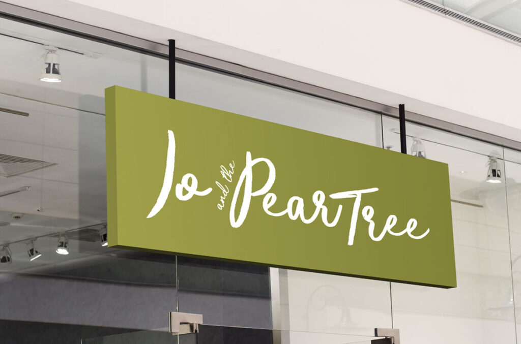 Jo and the pear tree logotipo versao horizontal